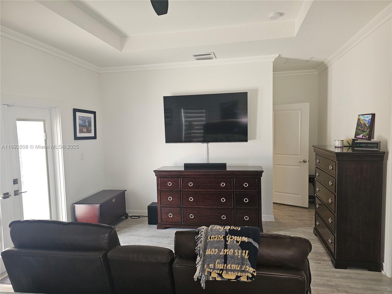 VILHEN DRIVE ESTATES - Residential