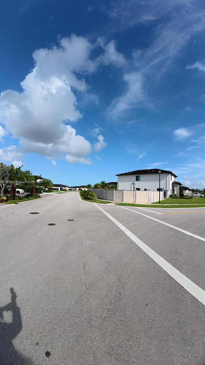 VILHEN DRIVE ESTATES - Residential