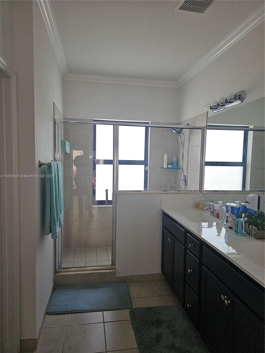 VILHEN DRIVE ESTATES - Residential