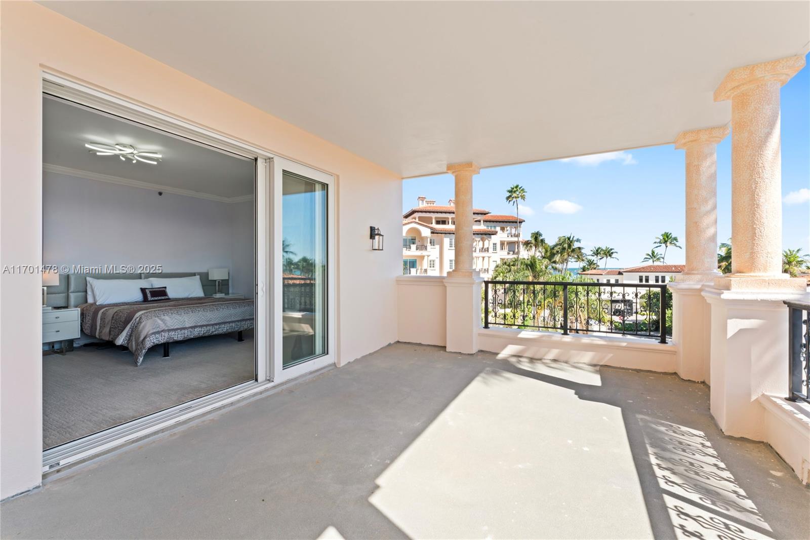 SEASIDE CONDO - Residential Lease