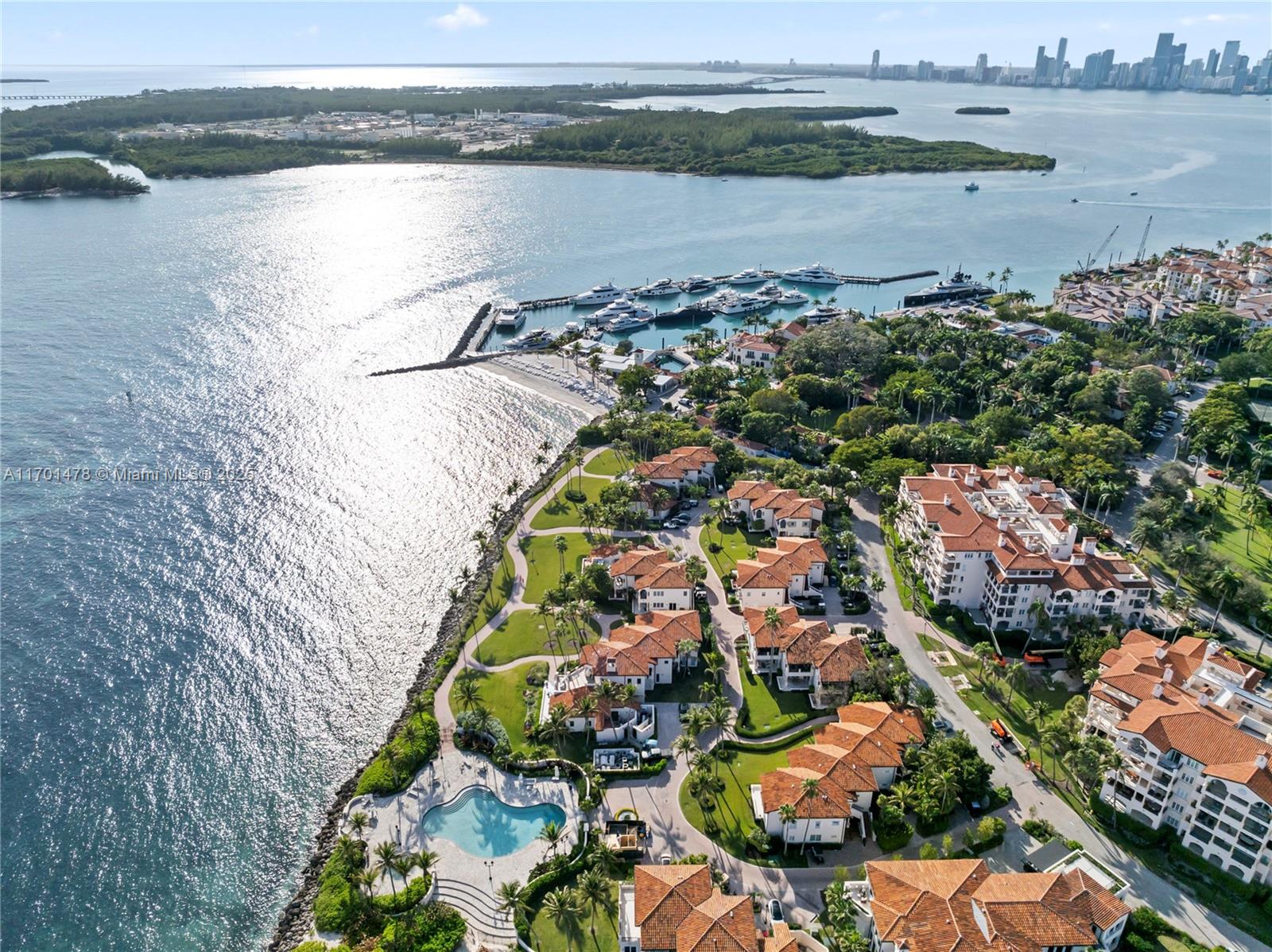 SEASIDE CONDO - Residential Lease