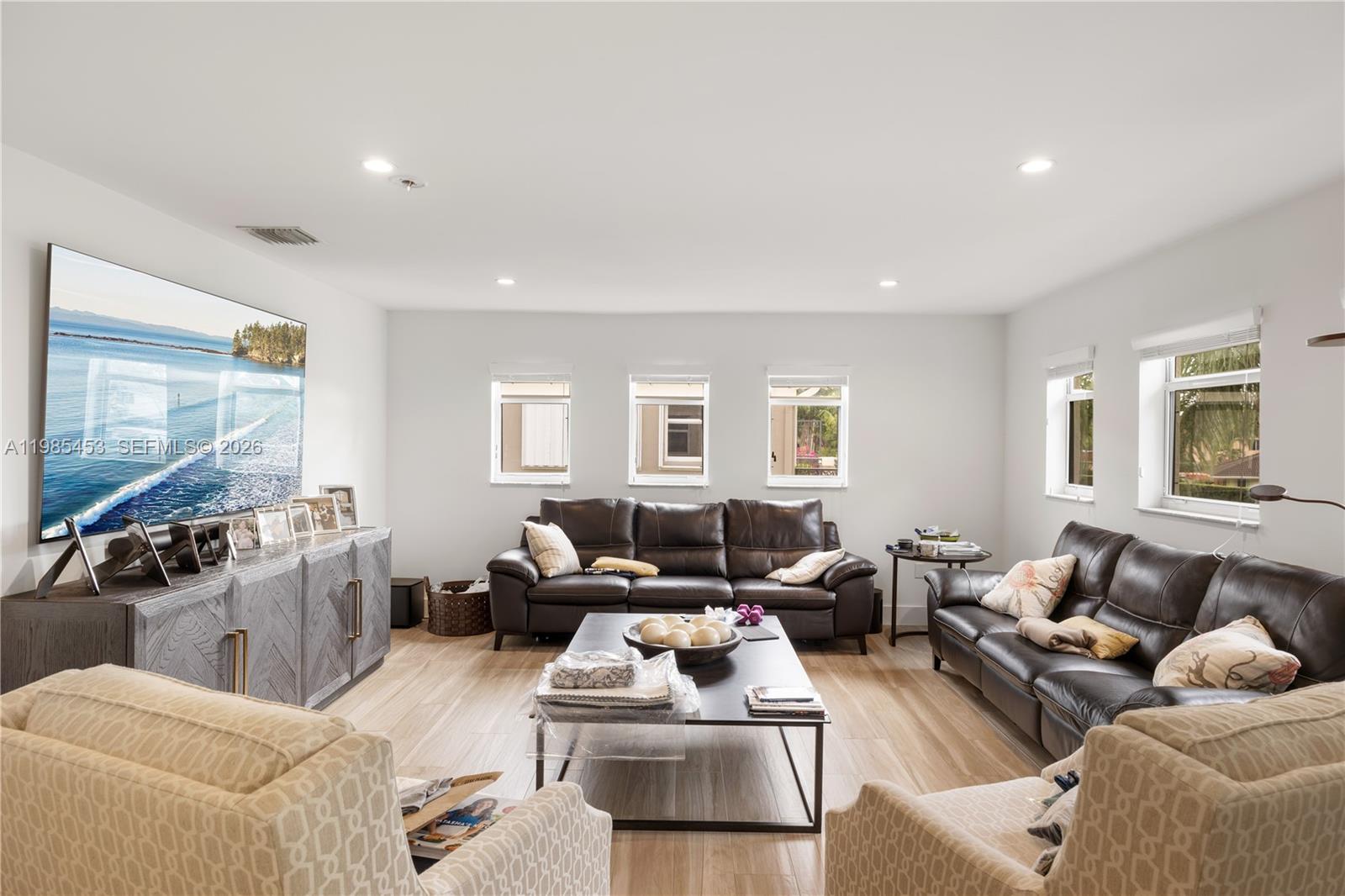 TUSCANY ESTATES AND VILLA - Residential Lease