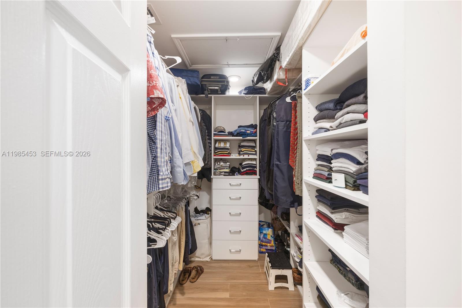 TUSCANY ESTATES AND VILLA - Residential Lease