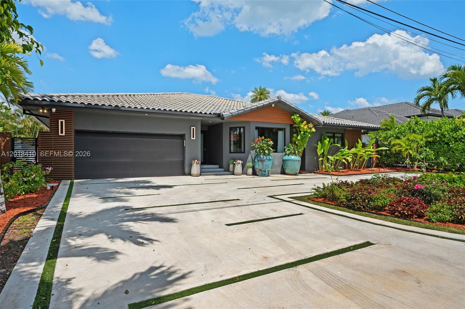 EASTERN SHORES - Residential