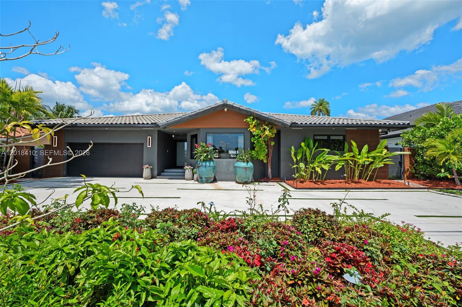 EASTERN SHORES - Residential
