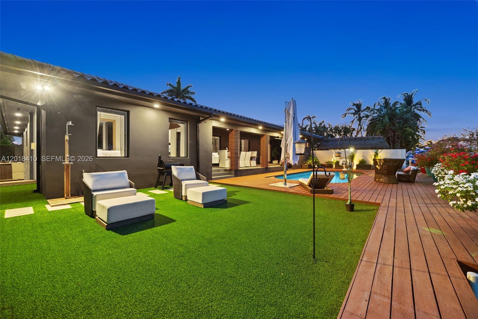 EASTERN SHORES - Residential