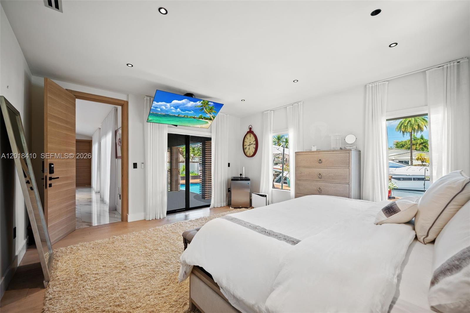 EASTERN SHORES - Residential