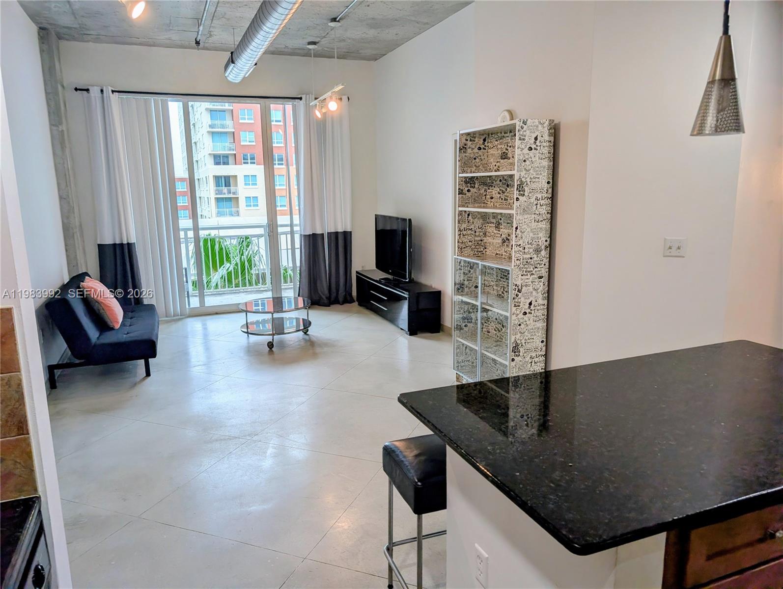 CITE CONDO - Residential Lease