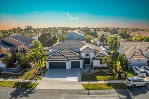 930 NW 197th Ave Pembroke Pines FL 33029