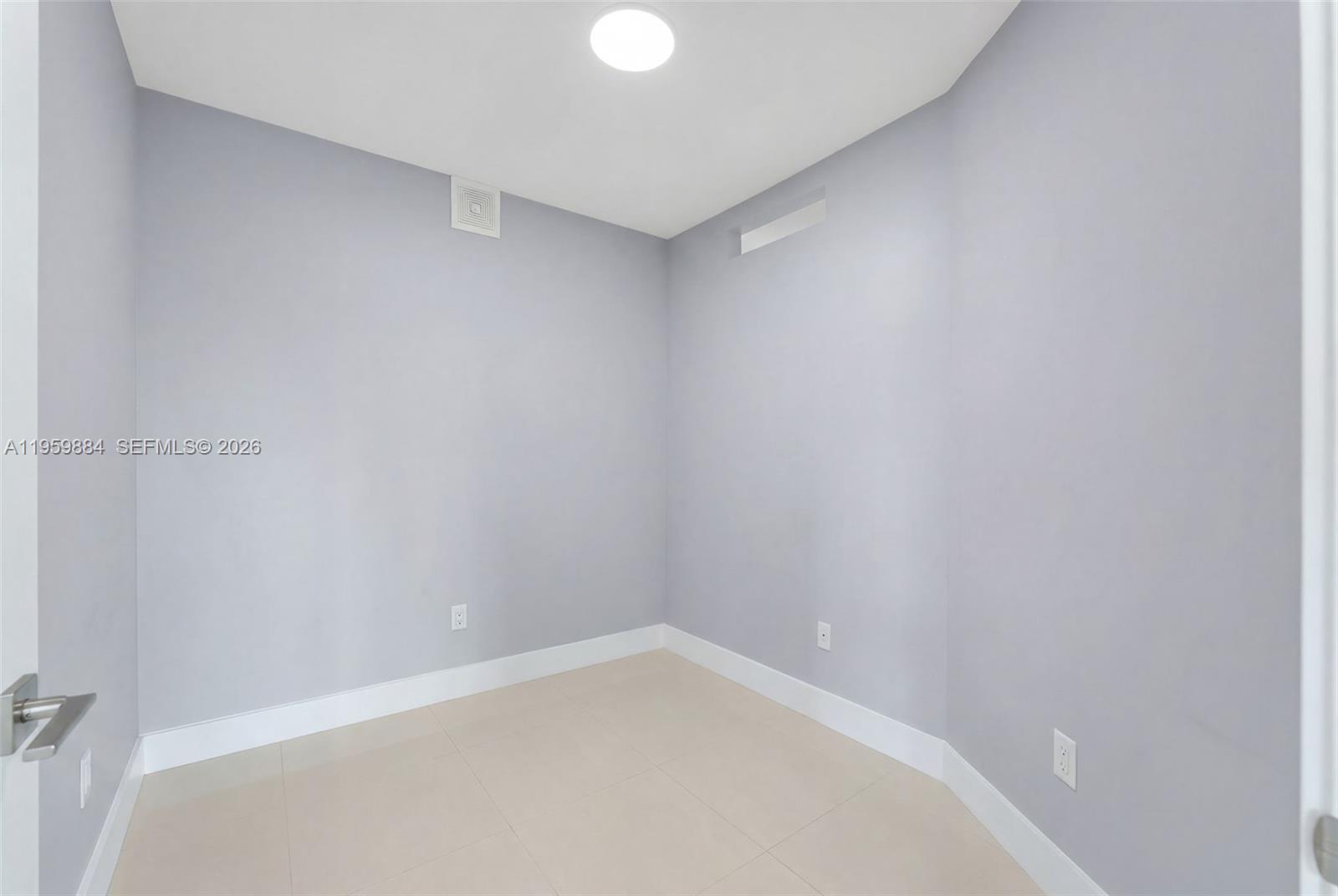 ST REGIS APTS CONDO - Residential