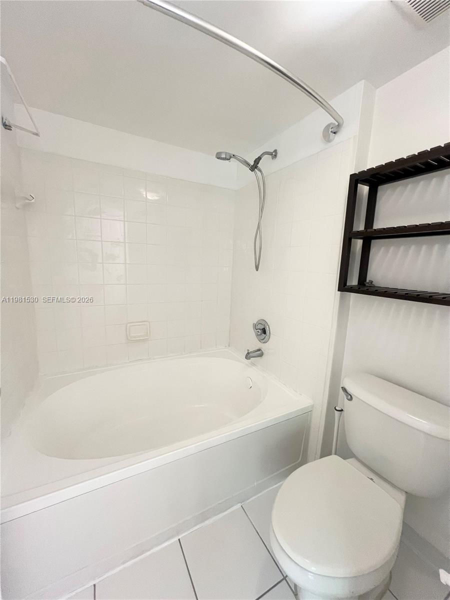 AVENTI AT AVENTURA CONDO - Residential Lease