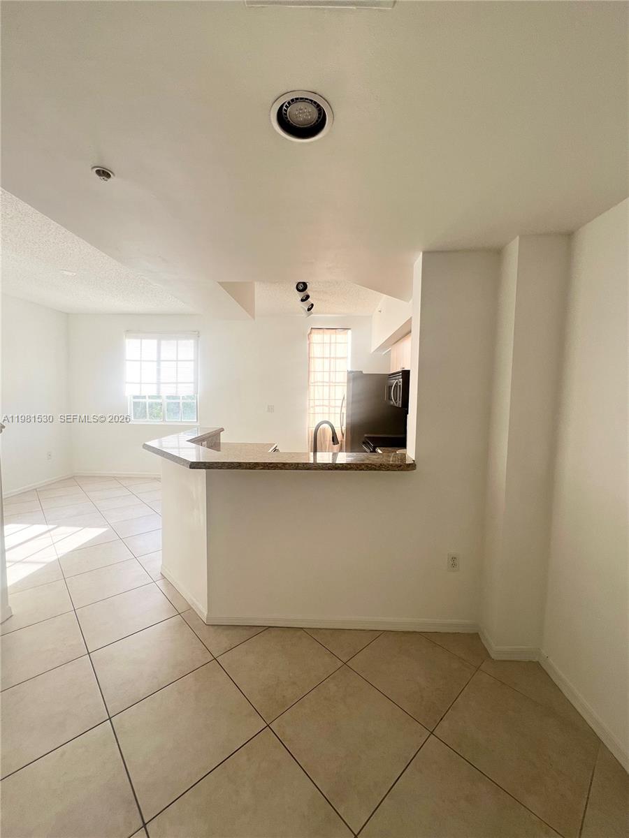 AVENTI AT AVENTURA CONDO - Residential Lease