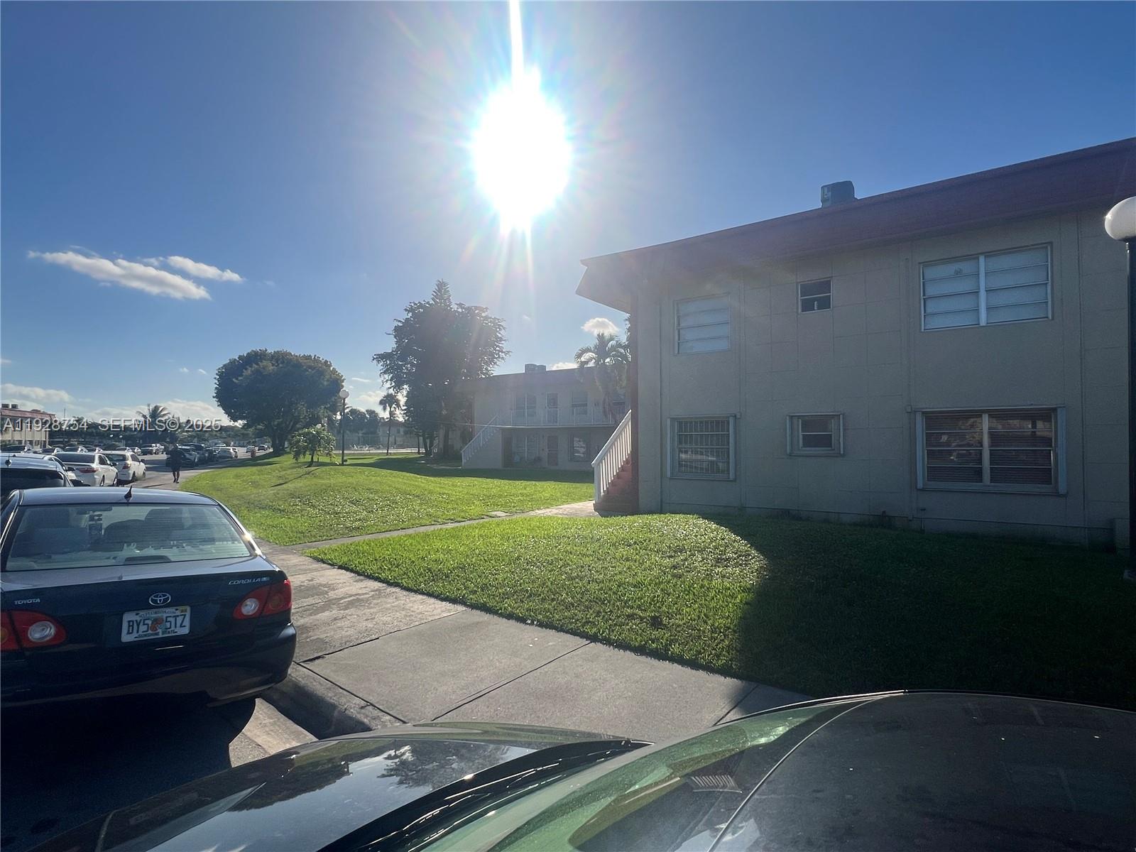 ROYALE GREEN CONDO 12 - Residential