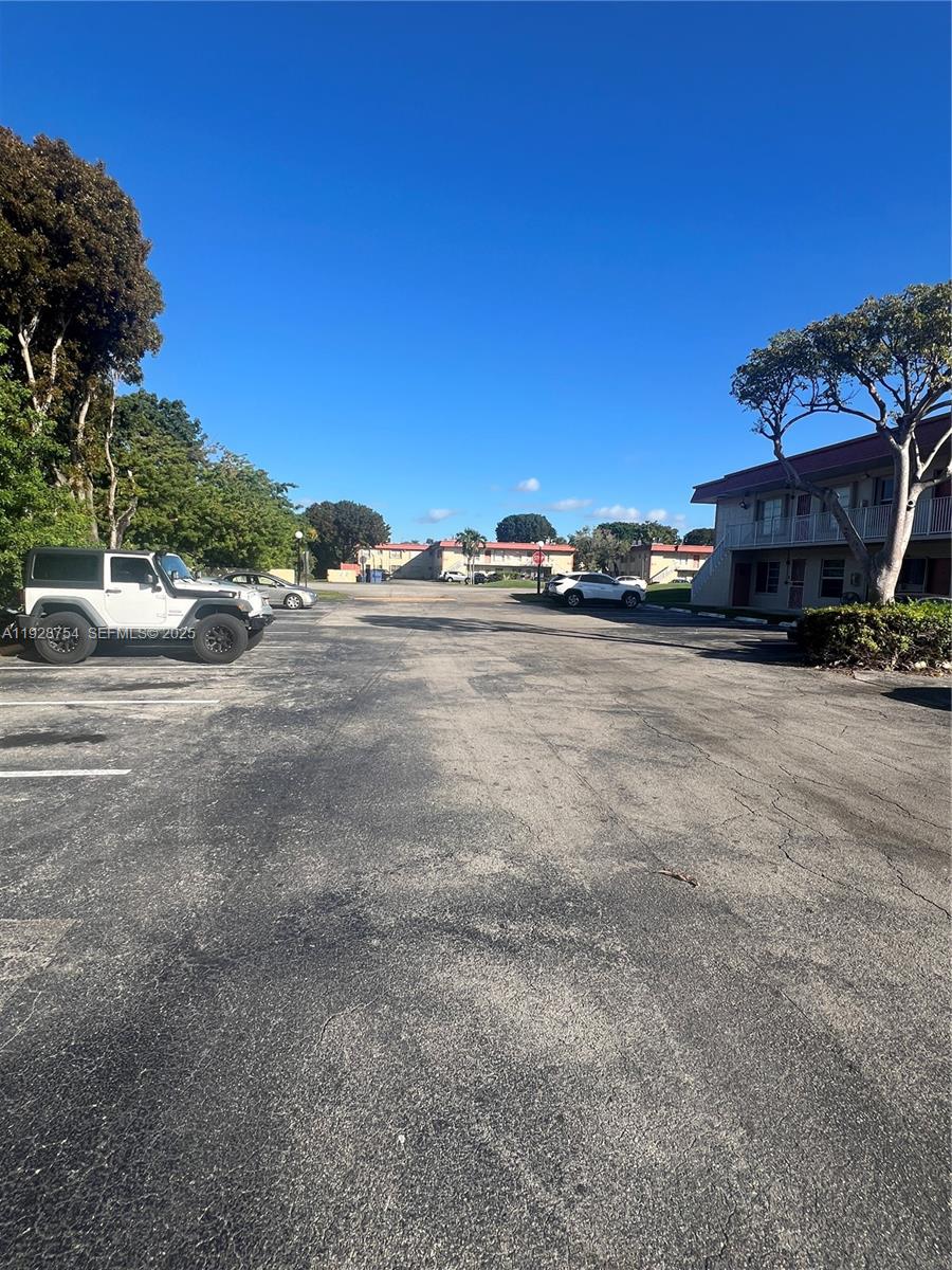 ROYALE GREEN CONDO 12 - Residential