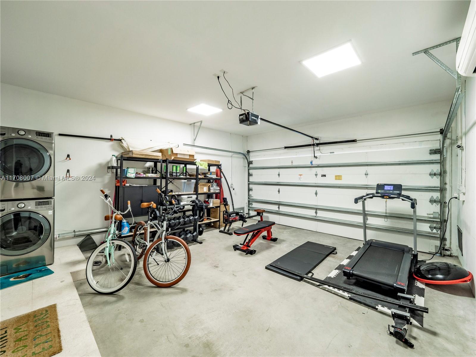 NAUTILUS SUB - Residential Lease