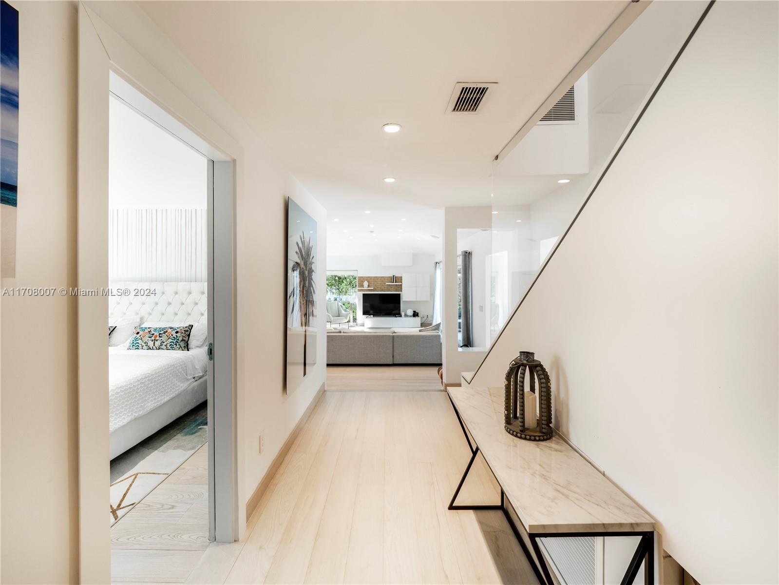 NAUTILUS SUB - Residential Lease