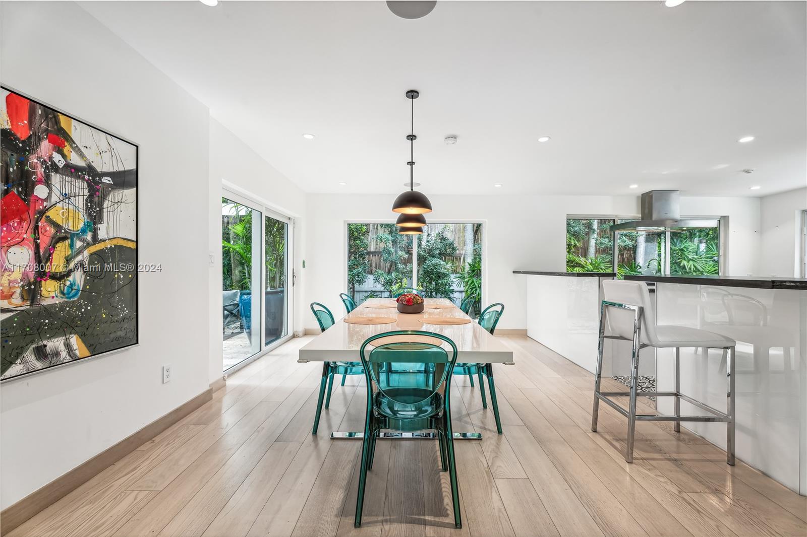 NAUTILUS SUB - Residential Lease