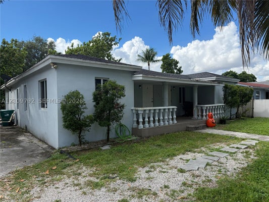 1128 NW 101ST ST, MIAMI, FL 33150 - Image b32e6ef0d37c98fdb674f43b7e9cbb14/214534963