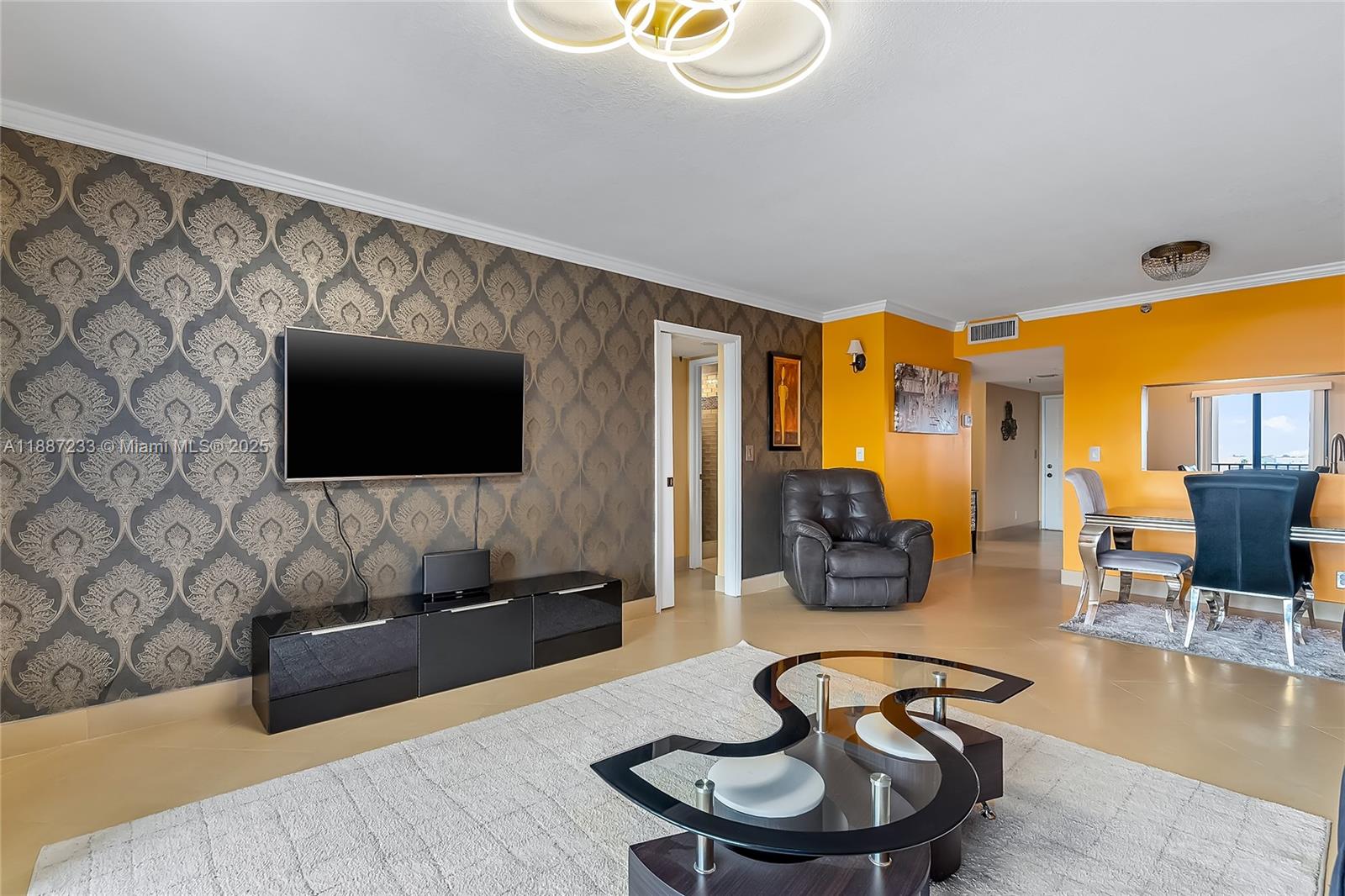 CYPRESS BEND CONDOMINIUM - Residential