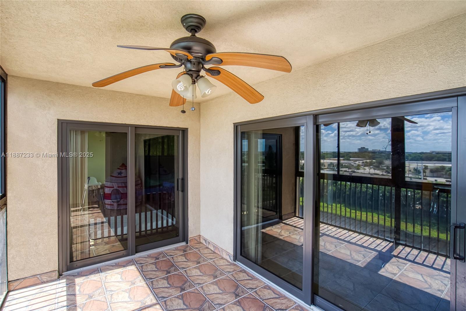 CYPRESS BEND CONDOMINIUM - Residential
