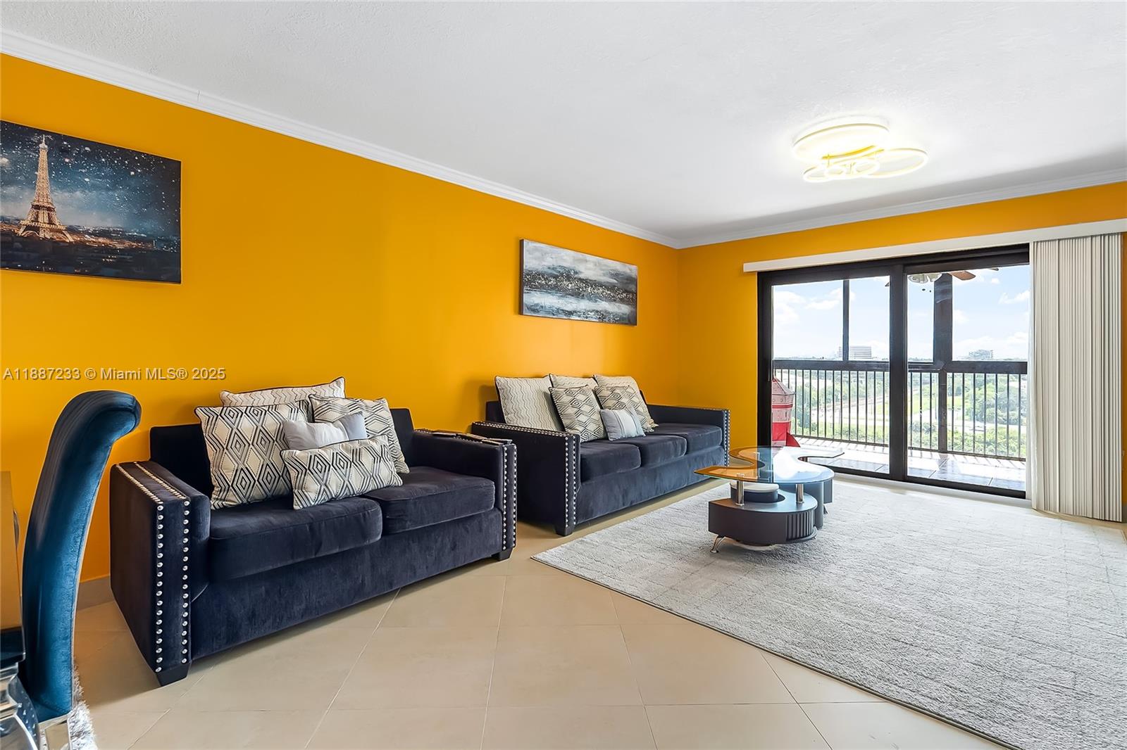 CYPRESS BEND CONDOMINIUM - Residential