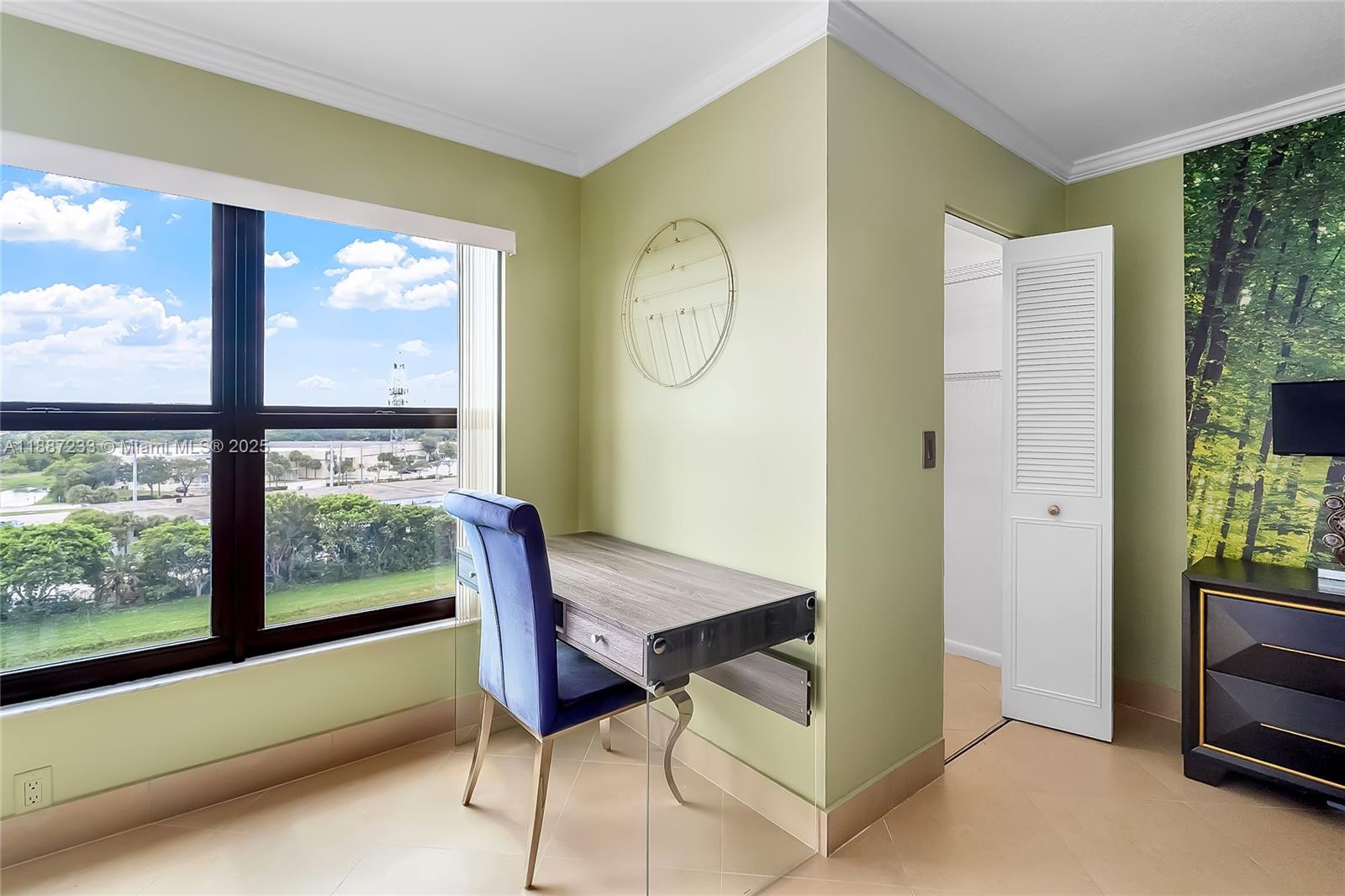 CYPRESS BEND CONDOMINIUM - Residential