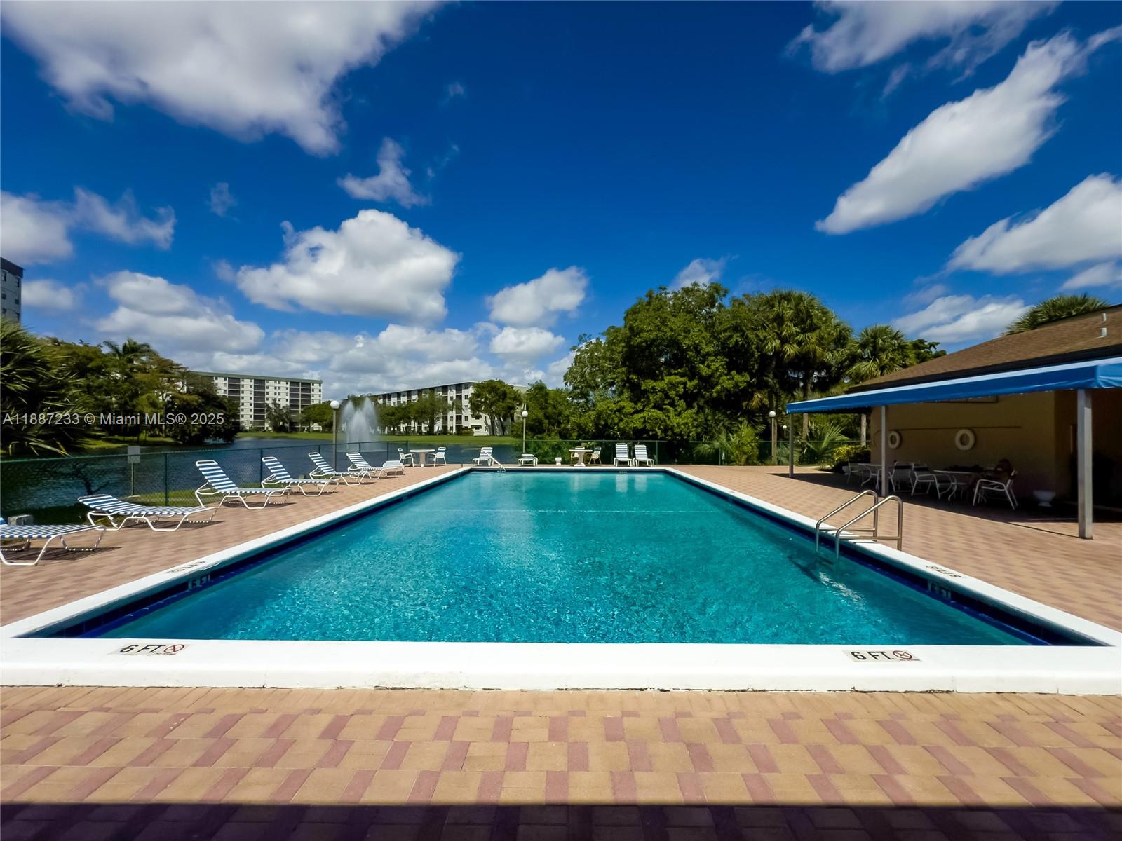CYPRESS BEND CONDOMINIUM - Residential