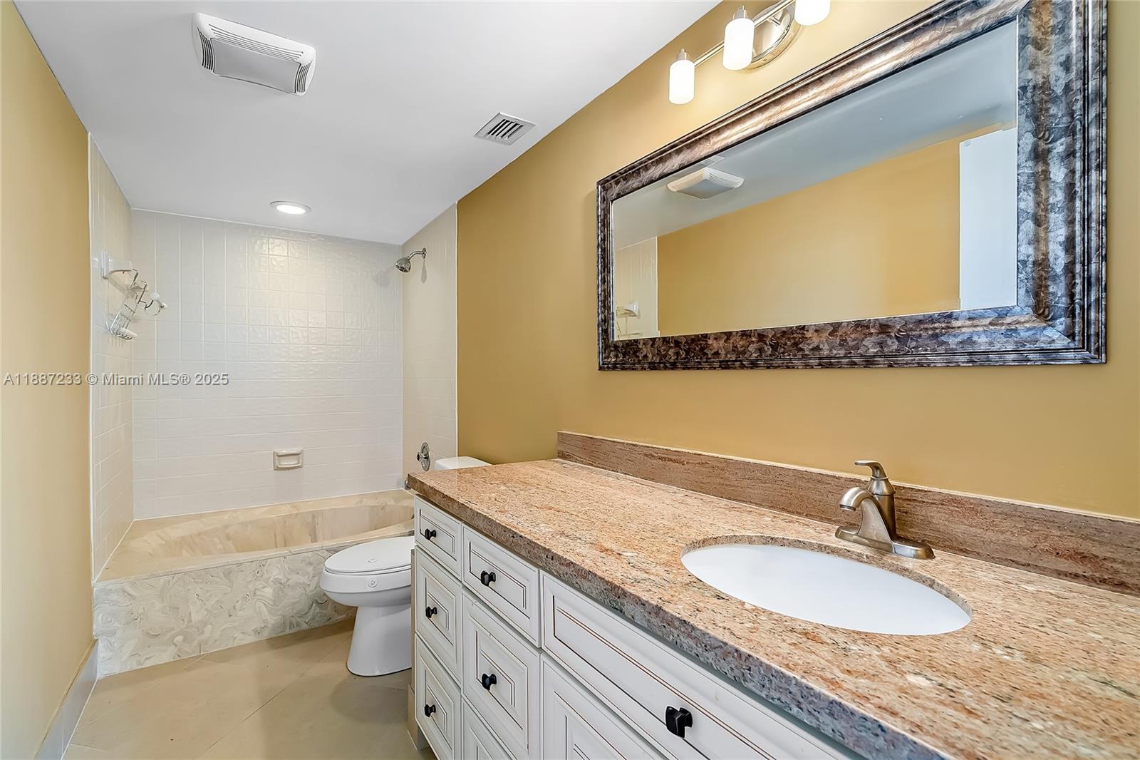 CYPRESS BEND CONDOMINIUM - Residential