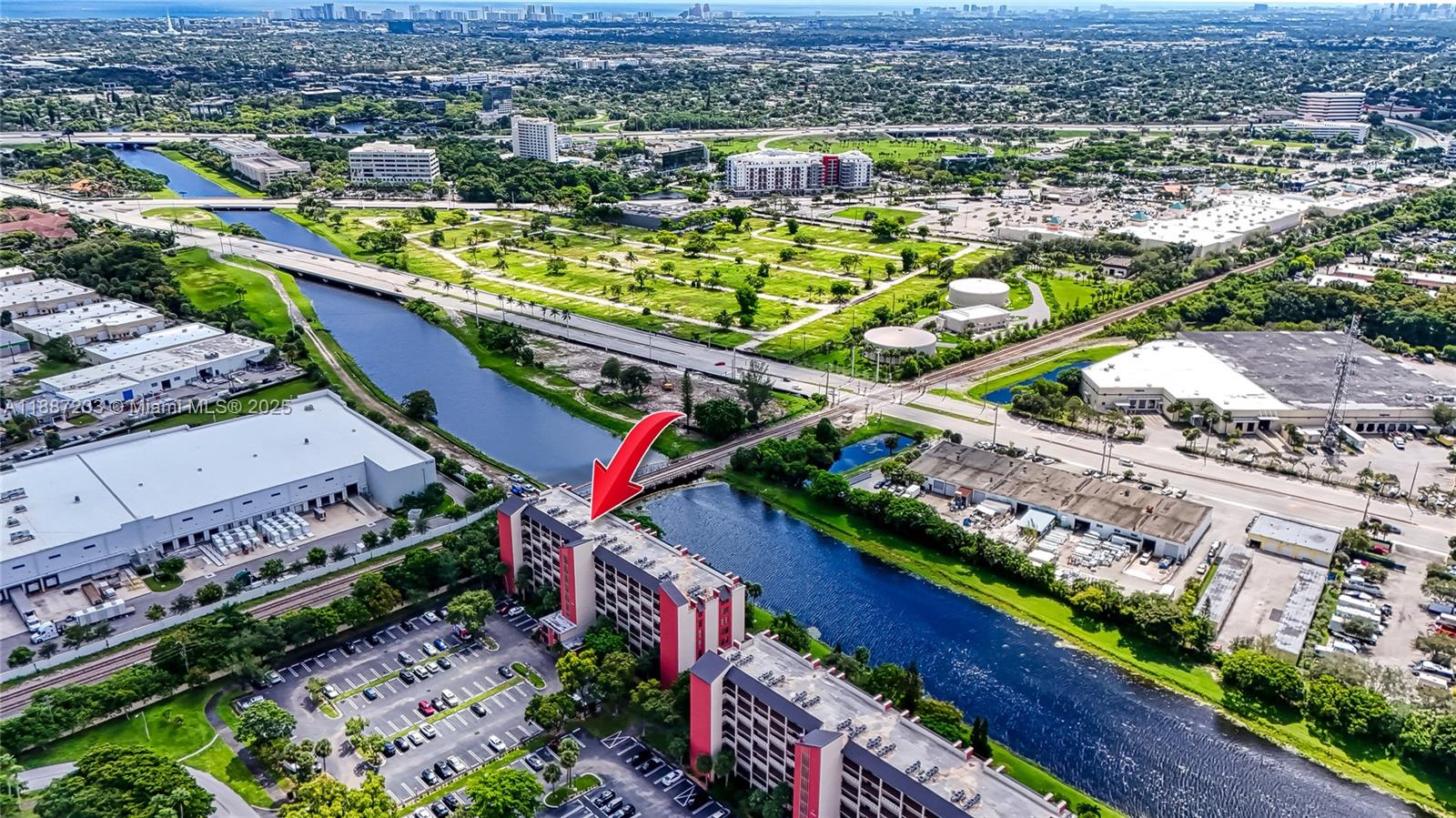 CYPRESS BEND CONDOMINIUM - Residential
