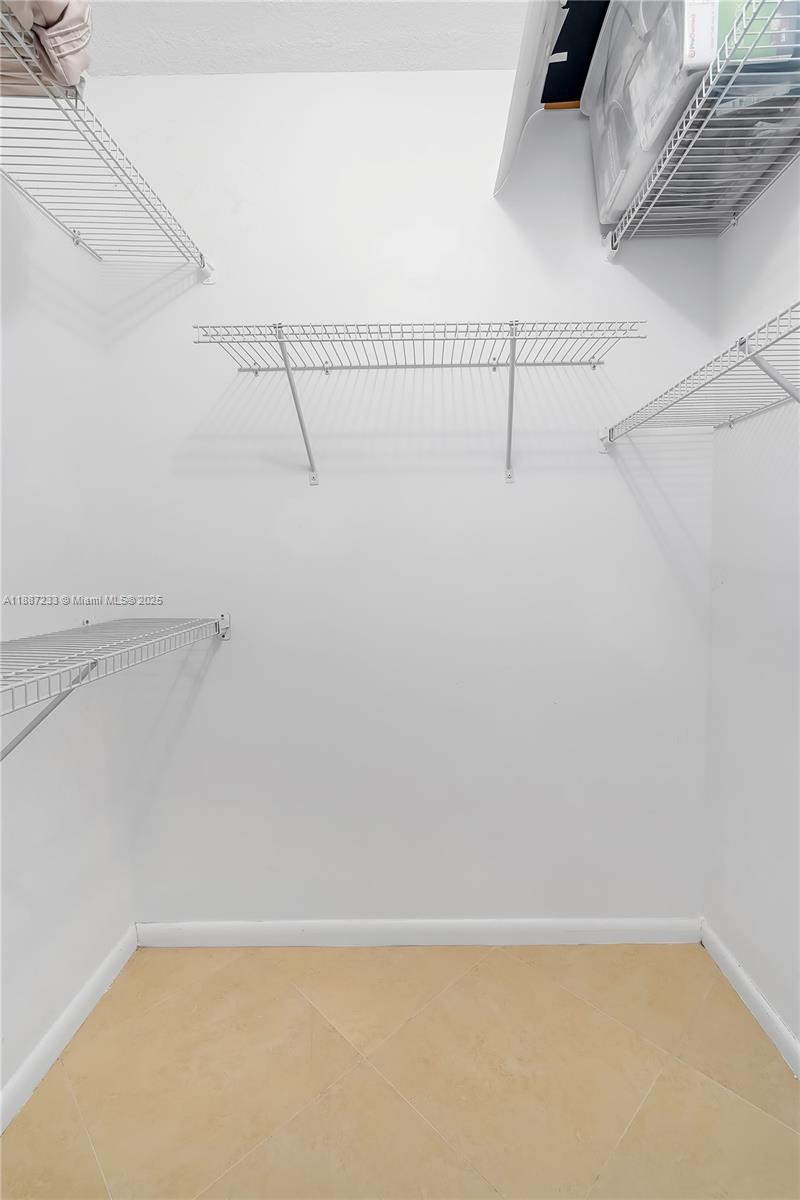 CYPRESS BEND CONDOMINIUM - Residential