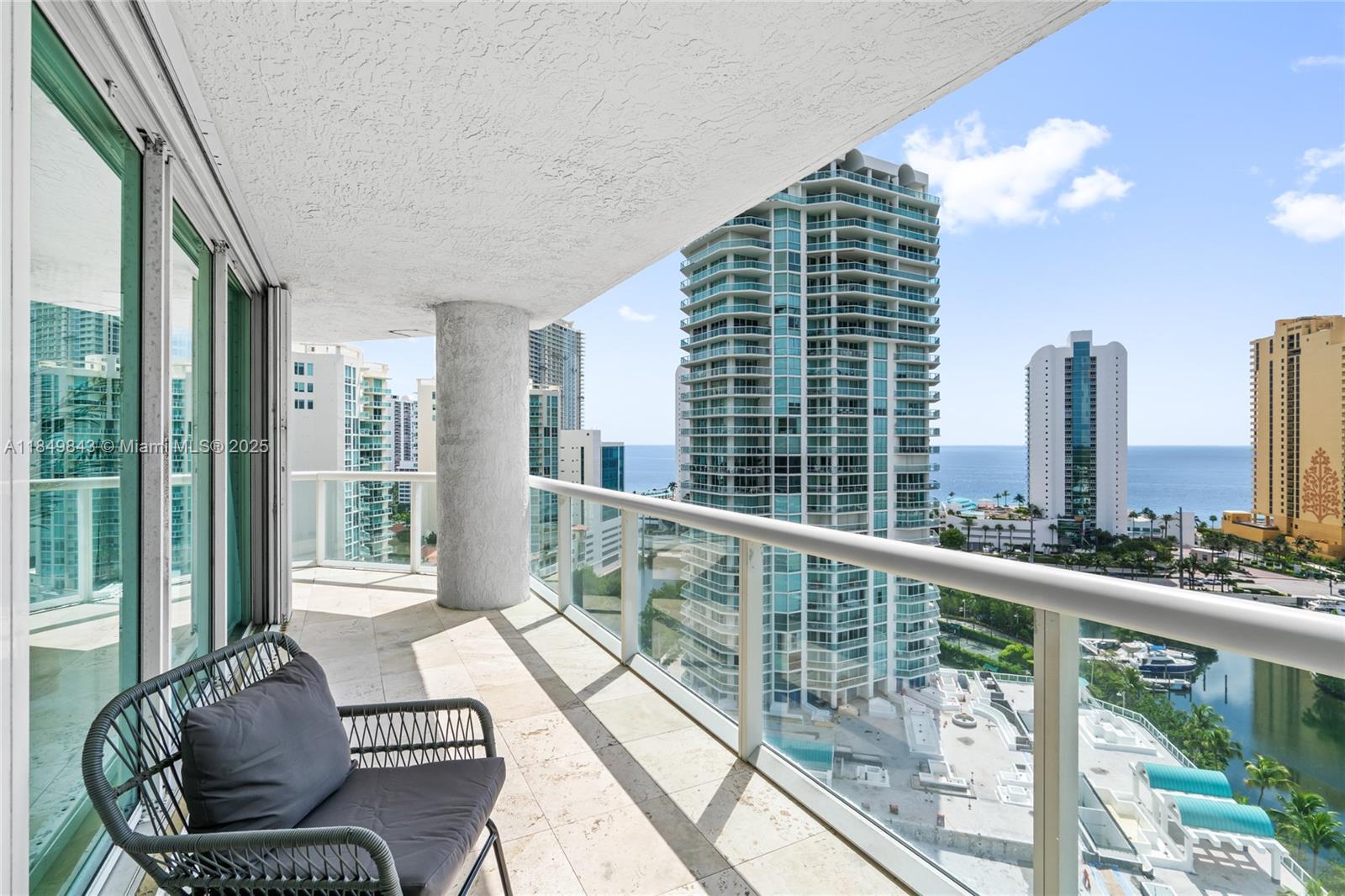 16500 Collins Ave 1752