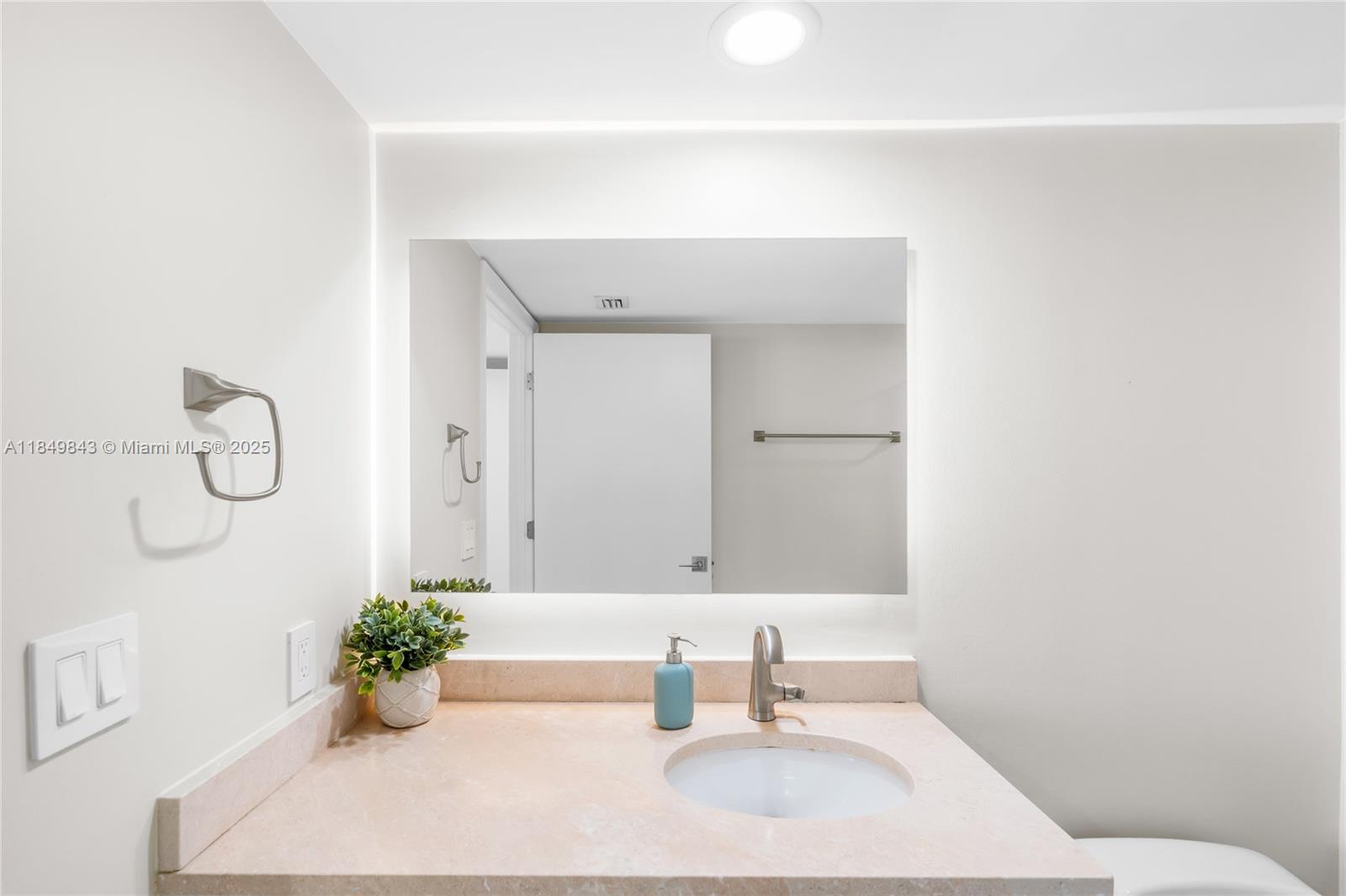 OCEANIA V CONDO - Residential Lease