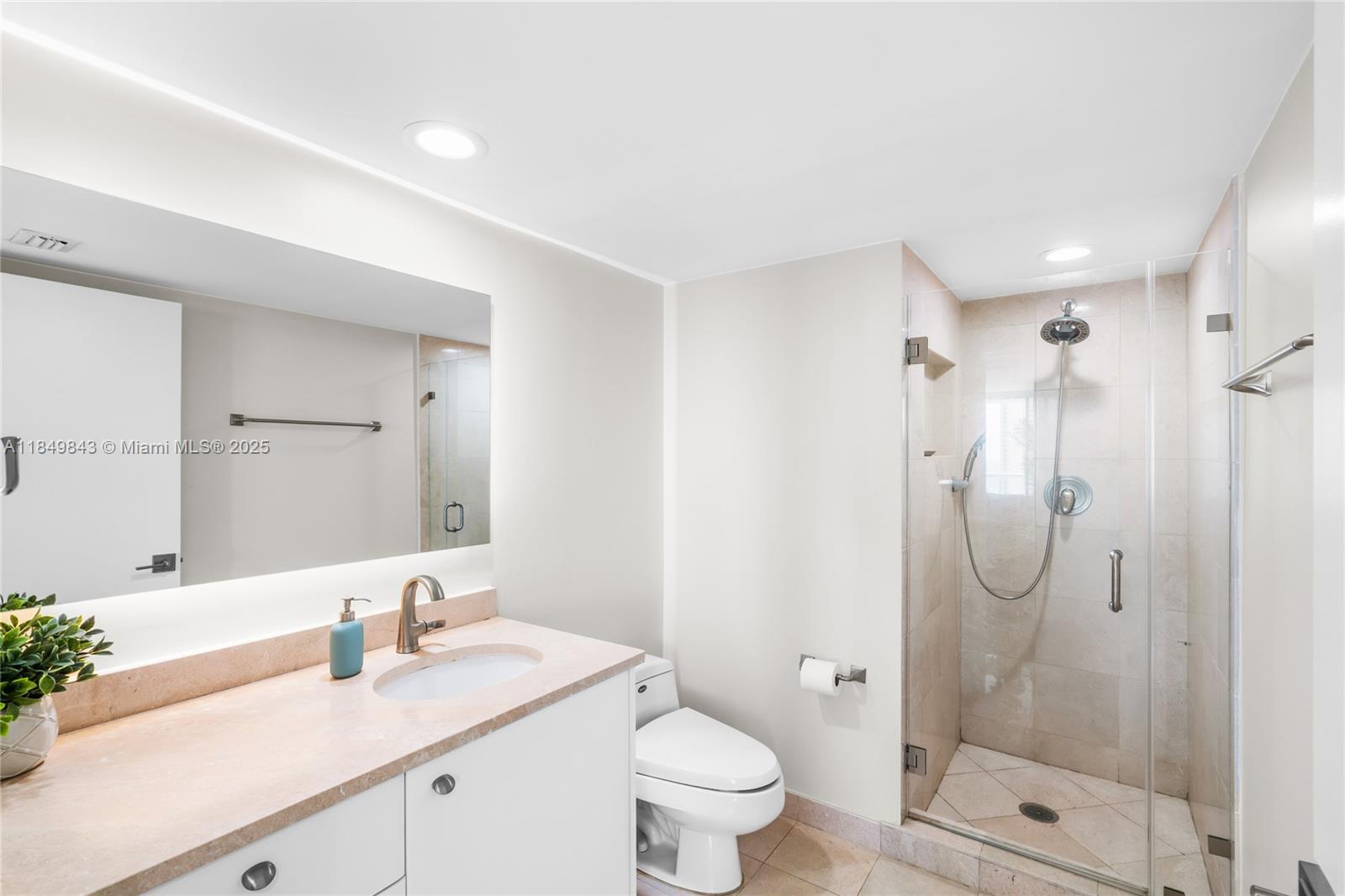 OCEANIA V CONDO - Residential Lease