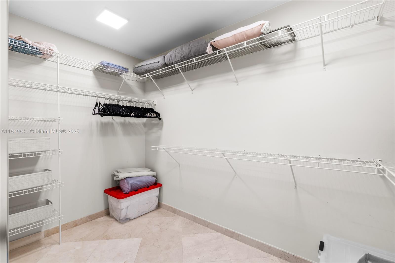 OCEANIA V CONDO - Residential Lease