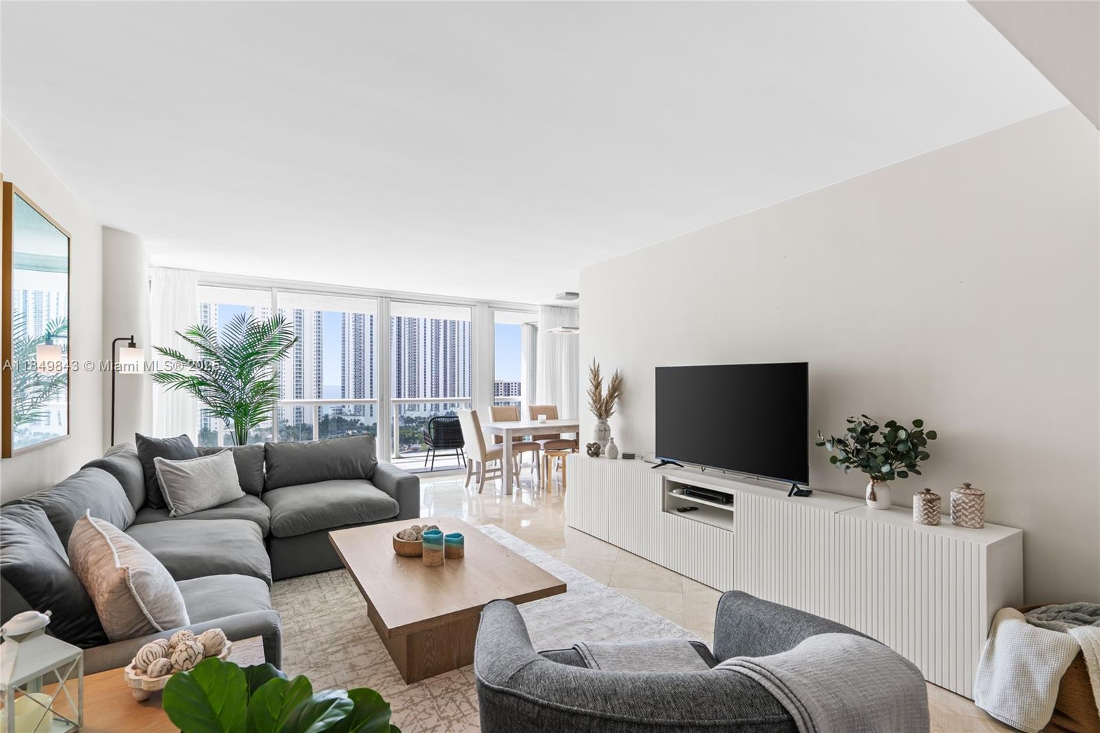 16500 Collins Ave 1752