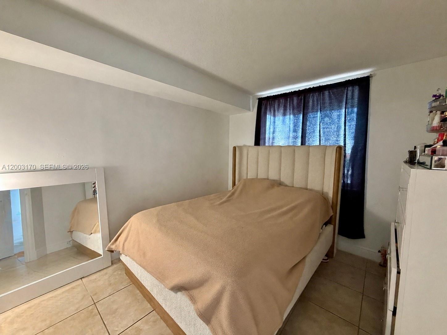 SAN LORENZO CONDO - Residential Lease