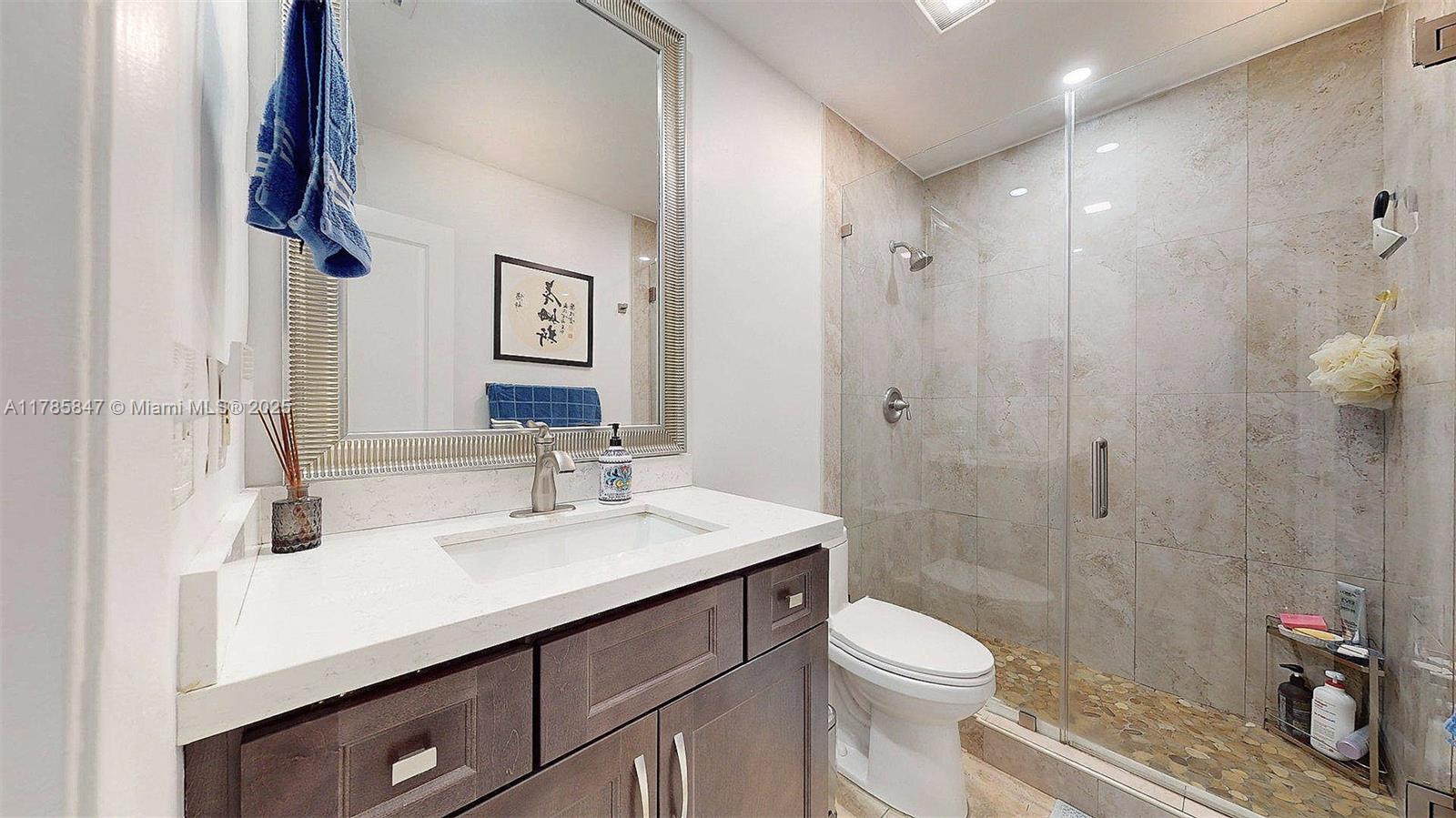 PEMBROKE LAKES SOUTH - Residential