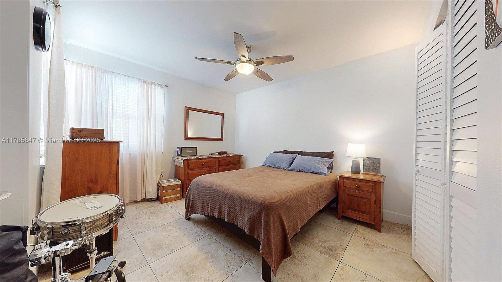 PEMBROKE LAKES SOUTH - Residential