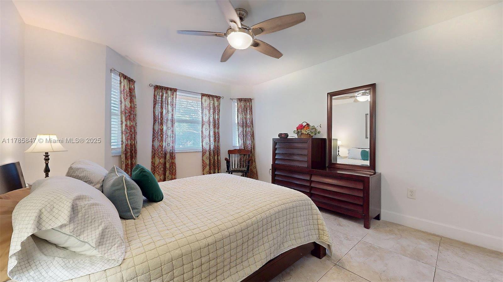 PEMBROKE LAKES SOUTH - Residential