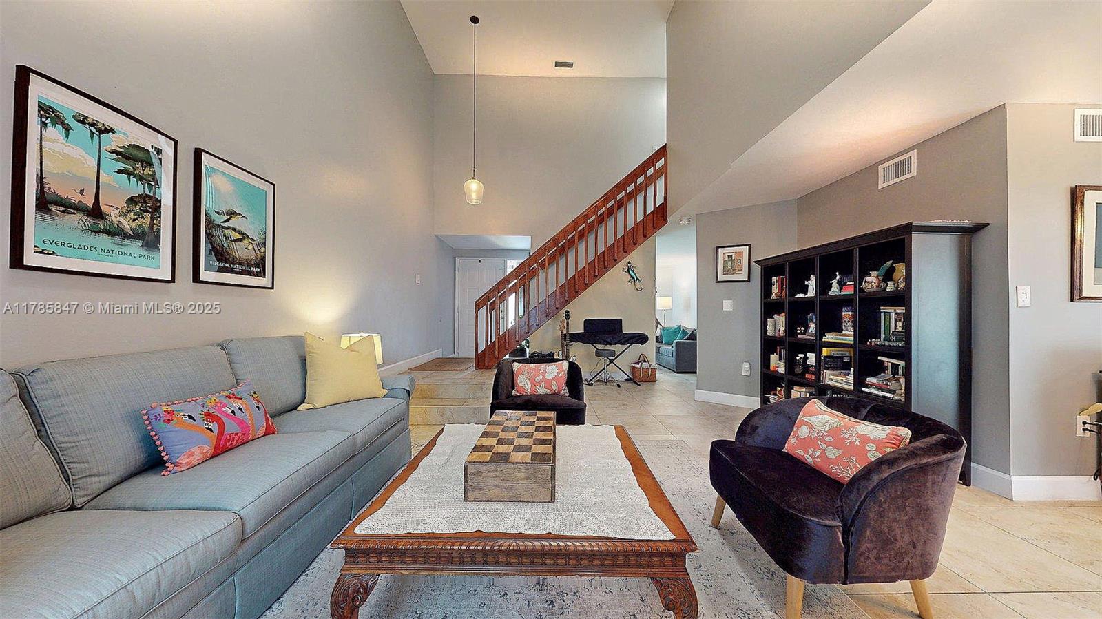PEMBROKE LAKES SOUTH - Residential