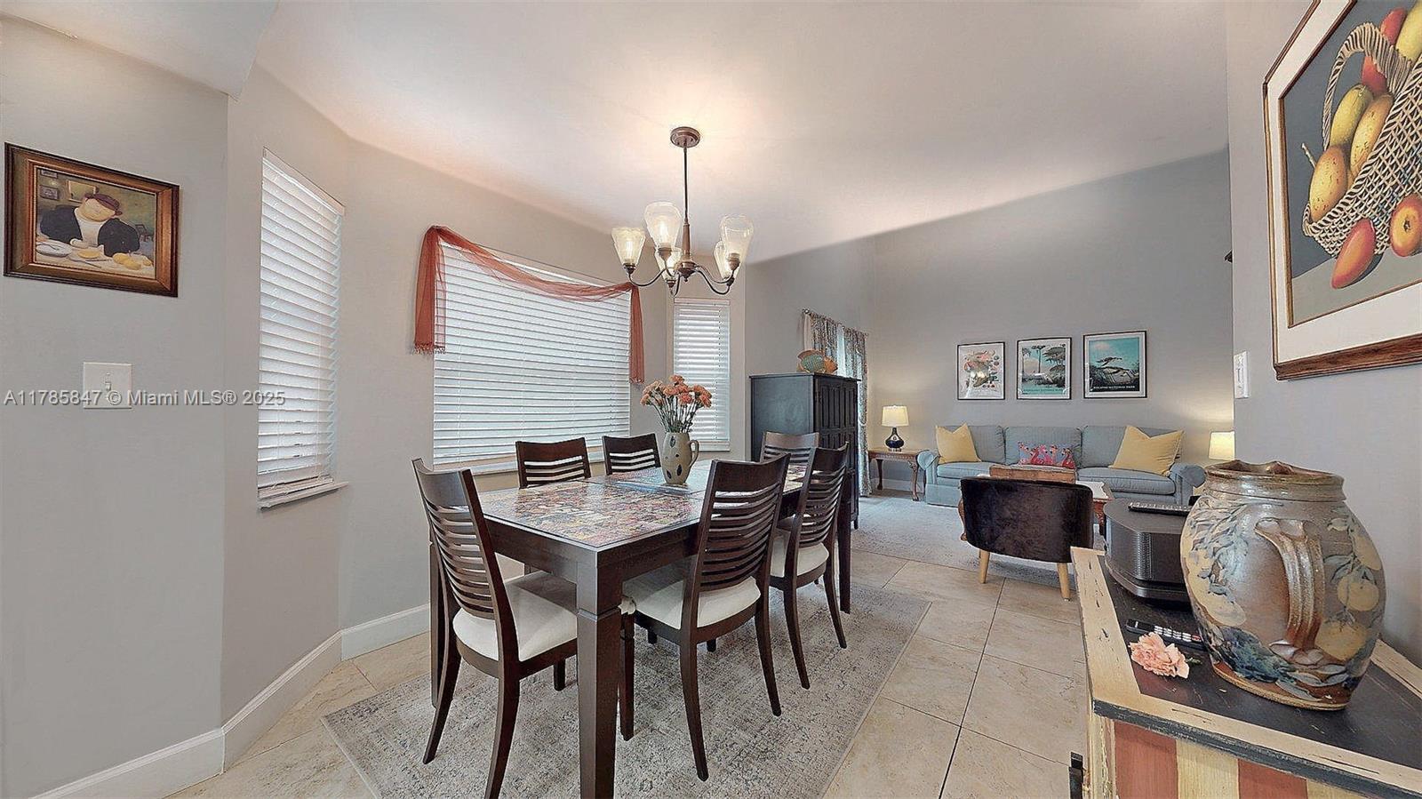 PEMBROKE LAKES SOUTH - Residential