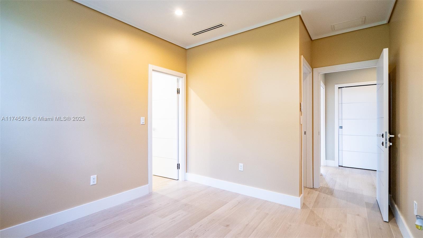 DEVERAS SUB - Residential