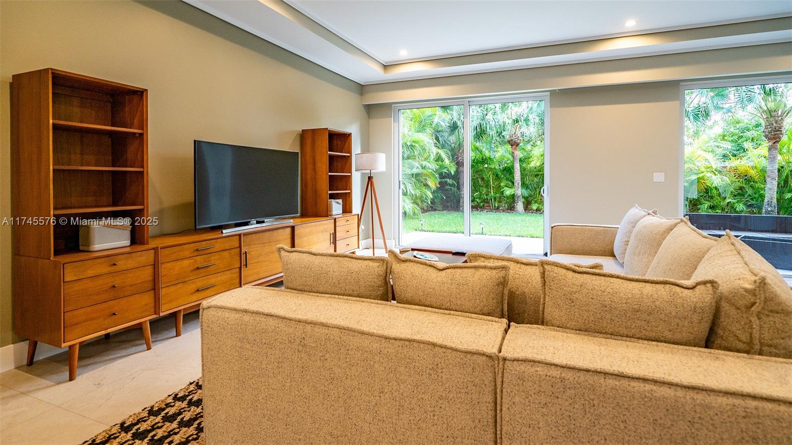 DEVERAS SUB - Residential