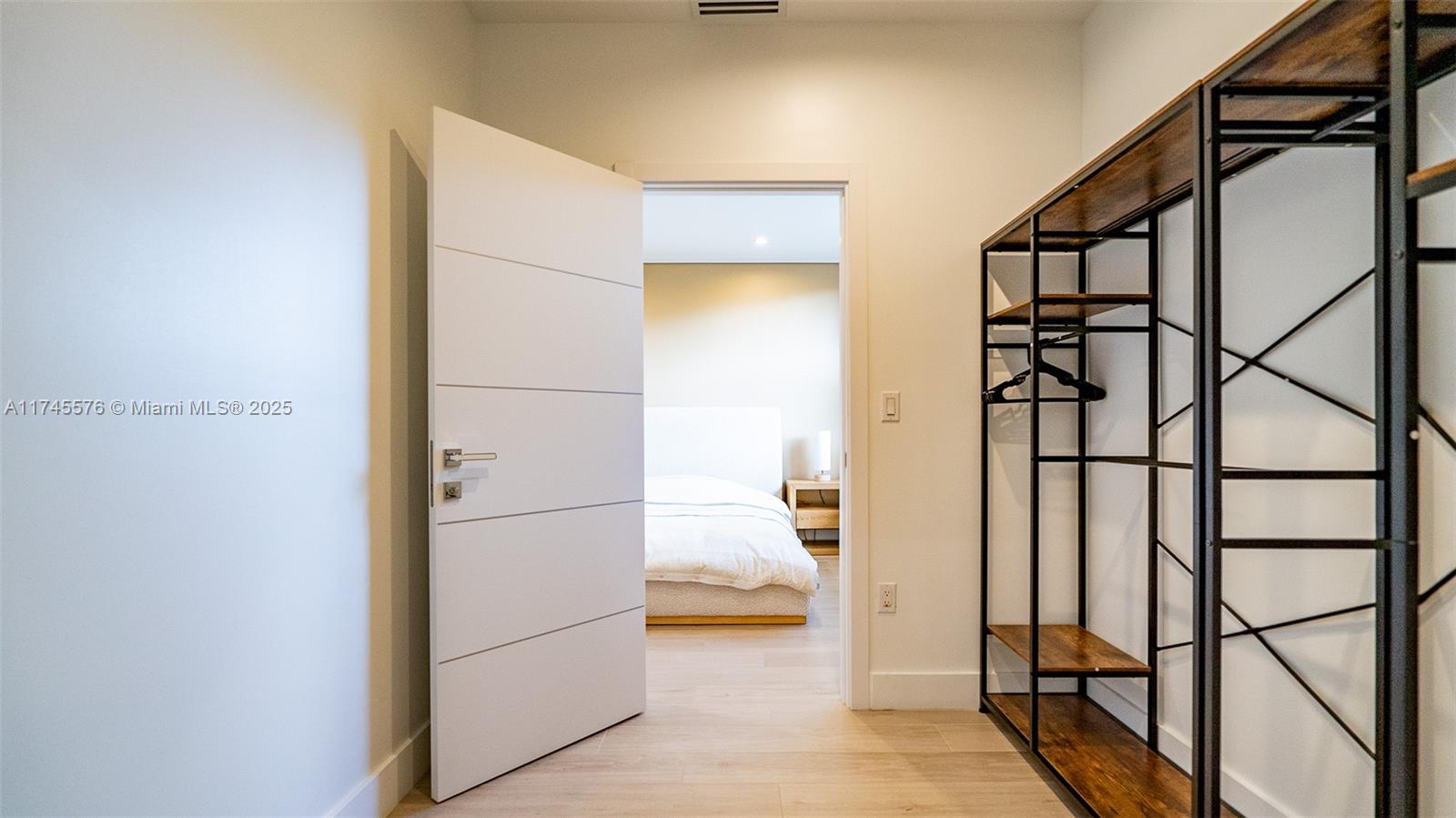 DEVERAS SUB - Residential