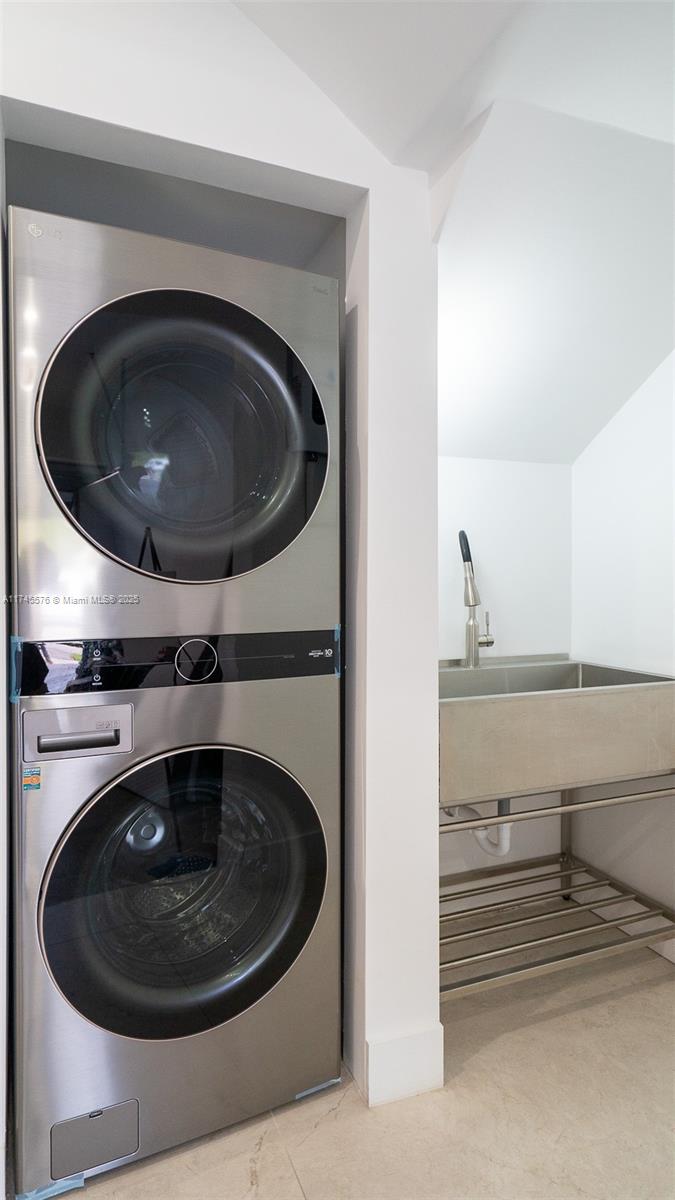 DEVERAS SUB - Residential