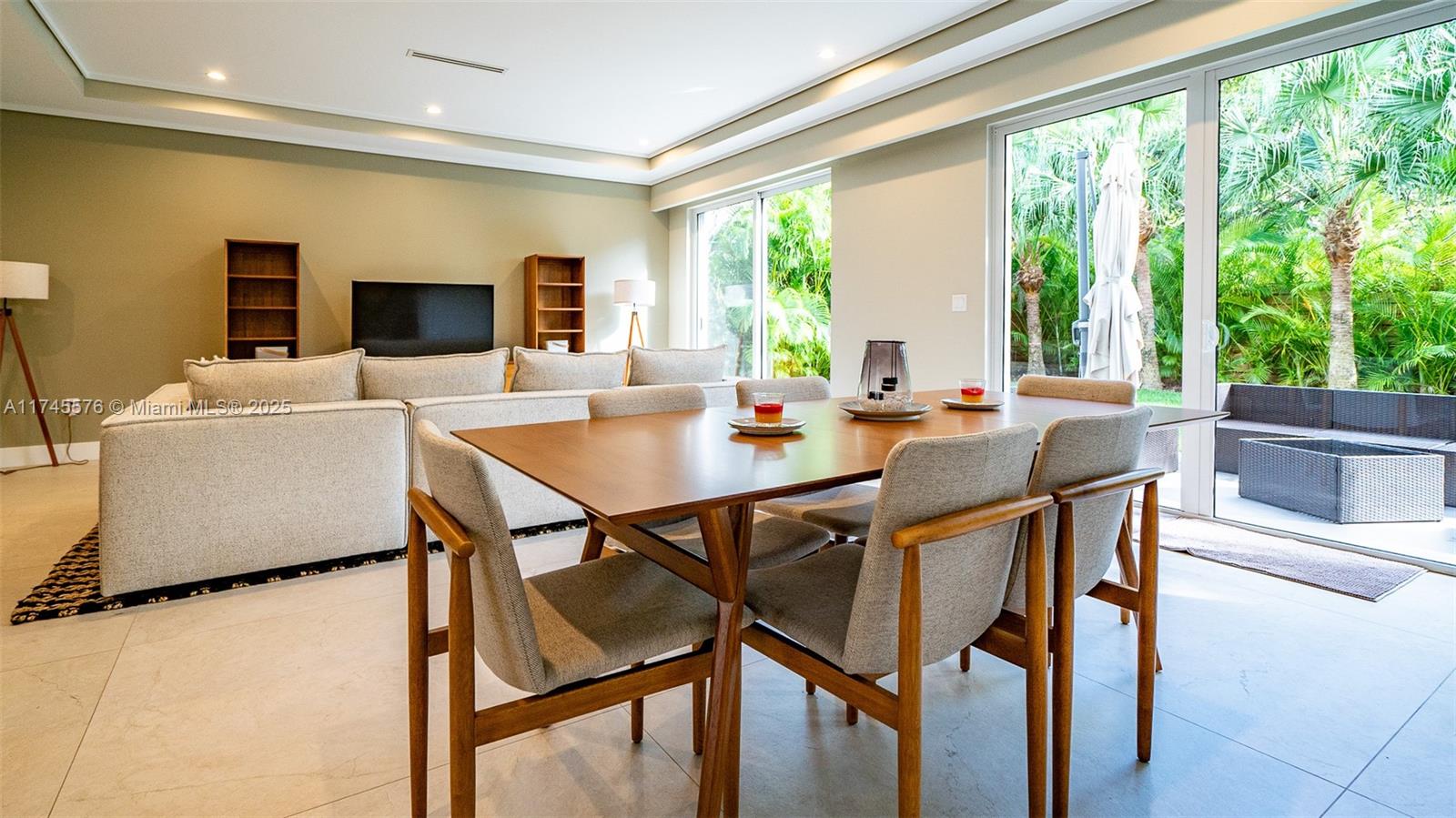 DEVERAS SUB - Residential