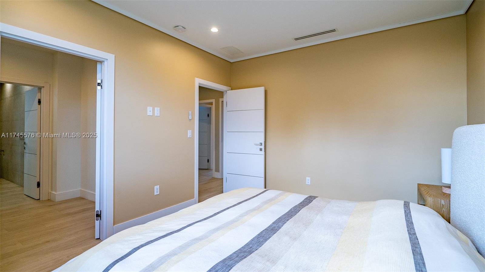 DEVERAS SUB - Residential