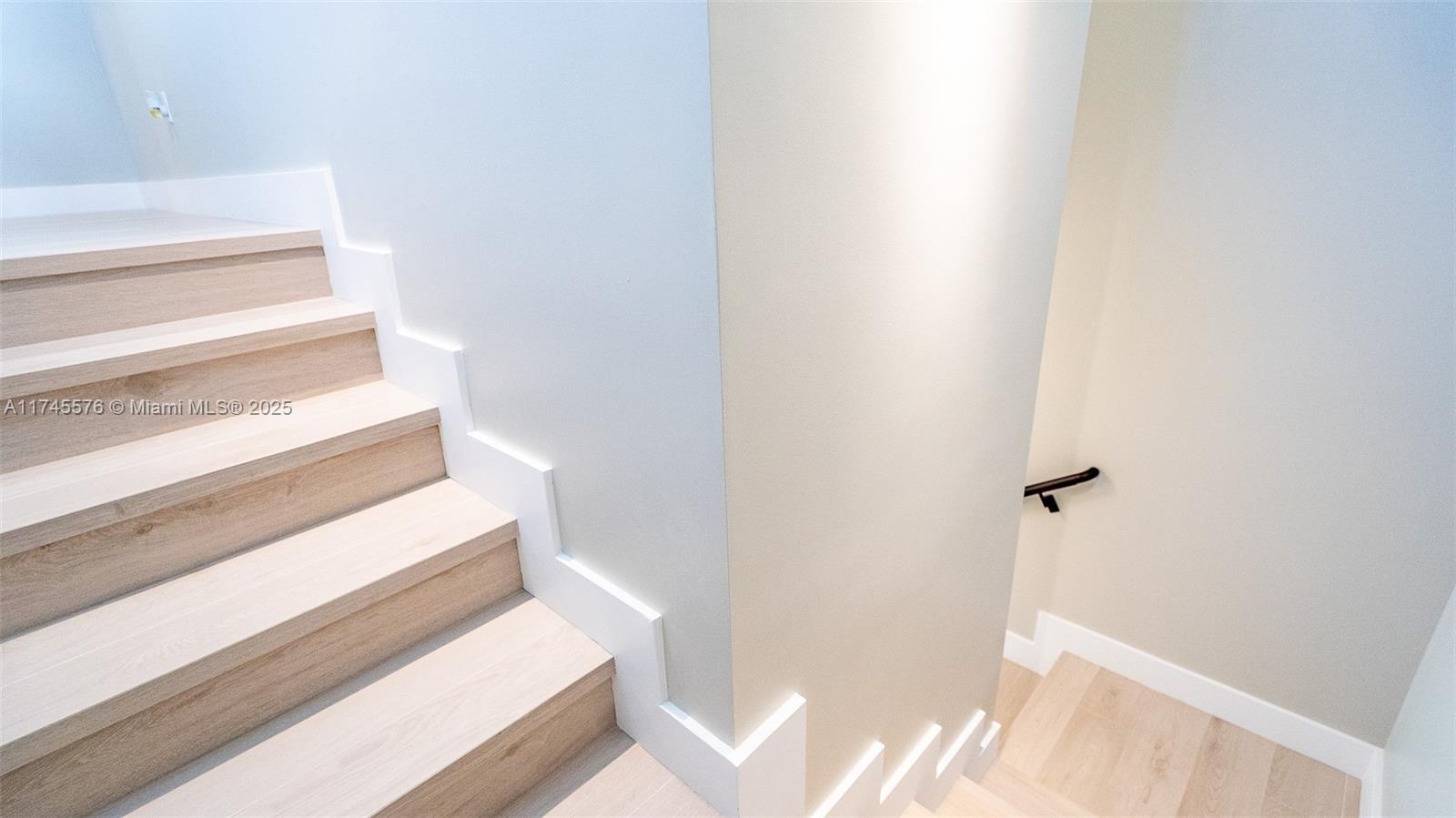 DEVERAS SUB - Residential