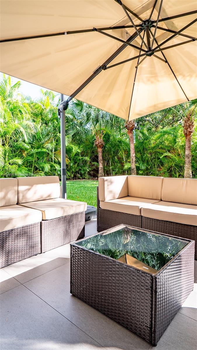 DEVERAS SUB - Residential