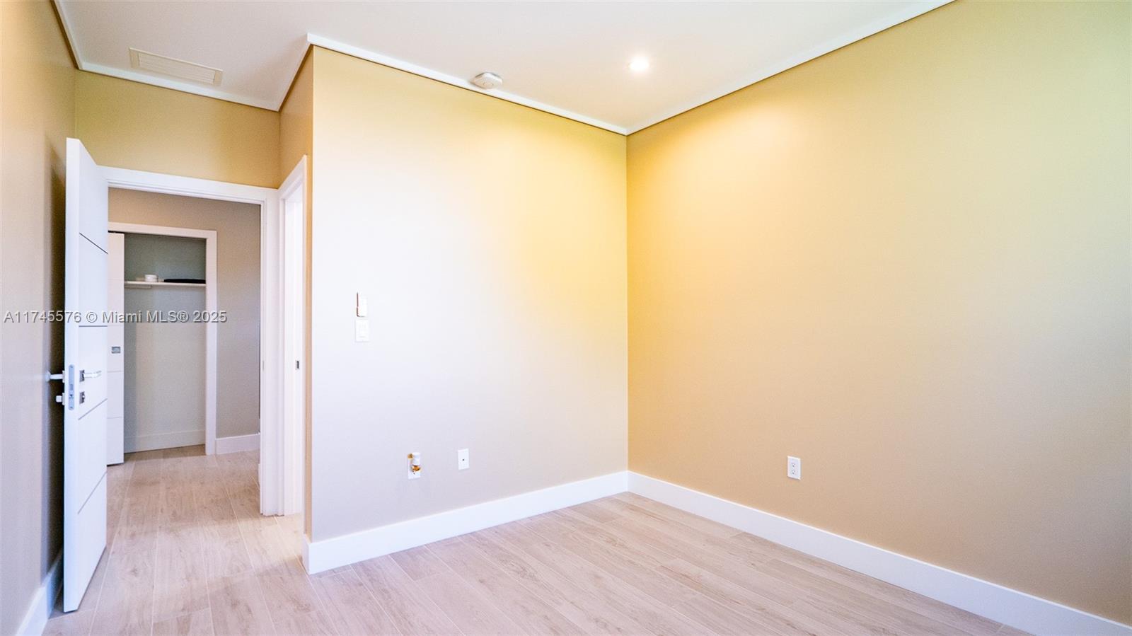 DEVERAS SUB - Residential